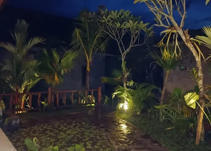 Privatunterkunft Meera House And
