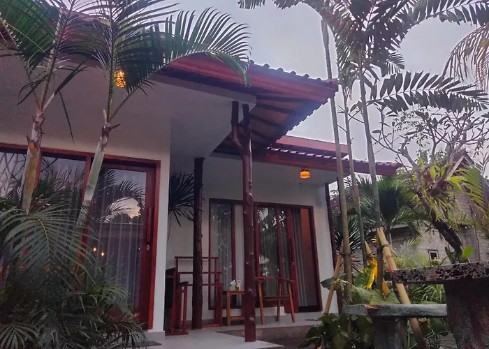 Meera House And * Airsatang
