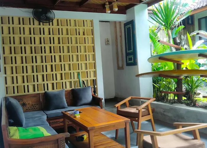 Meera House And Privatunterkunft